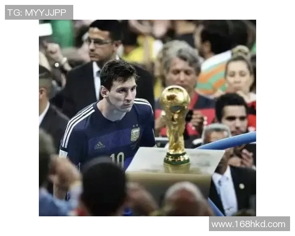 70后足球传奇人物盘点:十大顶级球星及其巅峰表现回顾 70后足球传奇人物盘点:十大顶级球星及其巅峰表现回顾